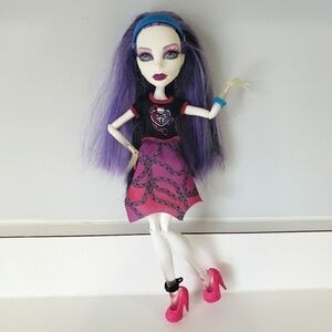 Monster High Ghoul Spirit Spectra Vondergeist Doll